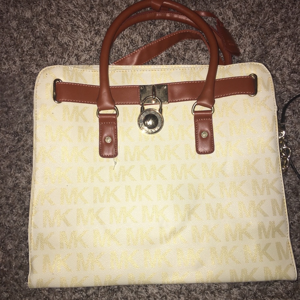Michael Kors purse